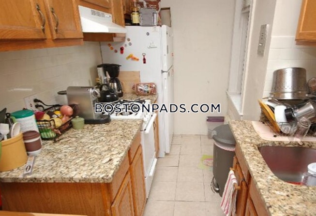 Boston - $4,100+ /mo