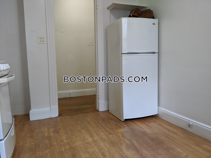 BOSTON - ALLSTON/BRIGHTON BORDER - 2 Beds, 1 Bath - Image 23