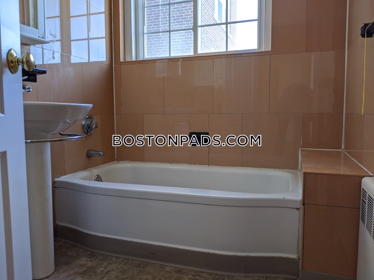 Belmont St., Watertown