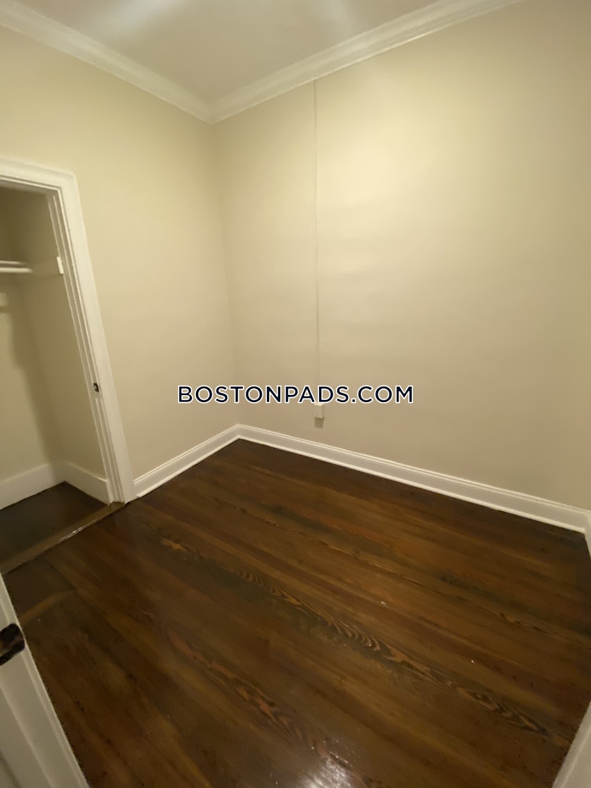 BOSTON - ROXBURY - 3 Beds, 1 Bath - Image 30