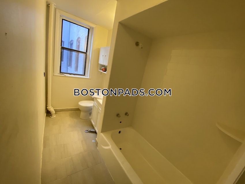 BOSTON - ALLSTON - 3 Beds, 1.5 Baths - Image 20