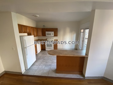 Boston - 3 Beds, 1.5 Baths