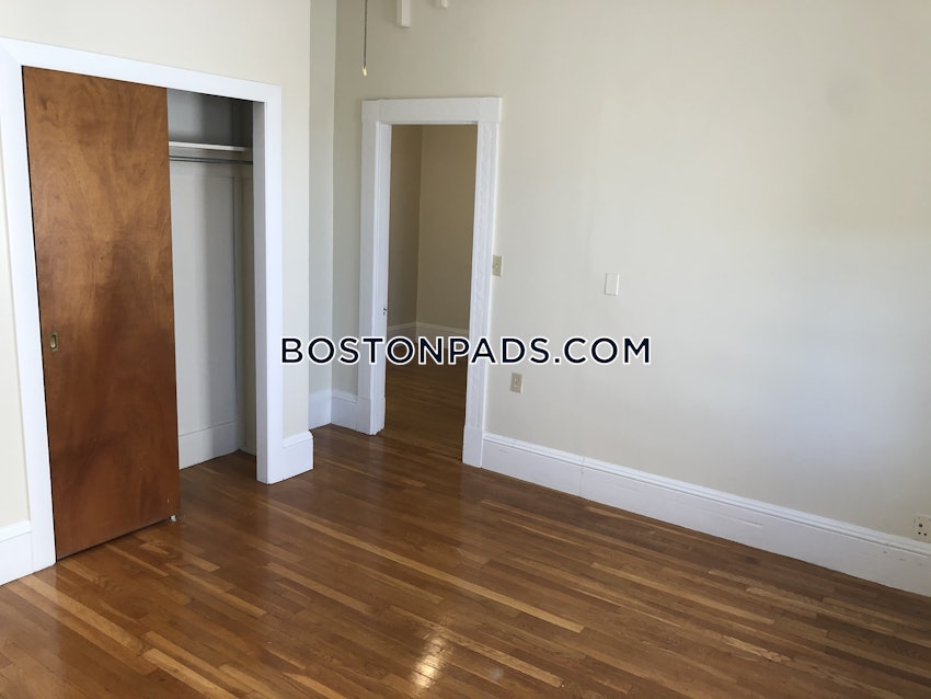 BROOKLINE- COOLIDGE CORNER - 1 Bed, 1 Bath - Image 11