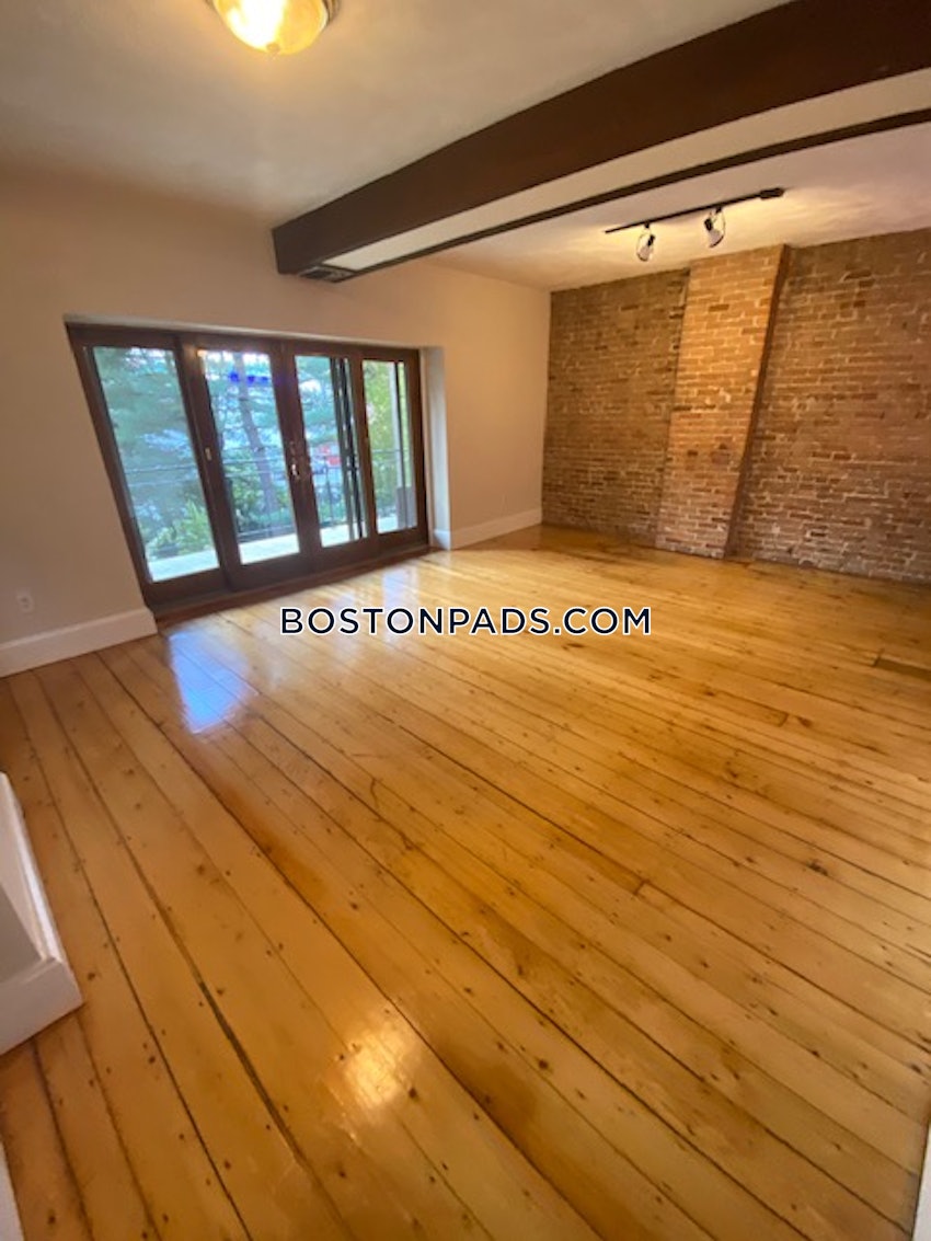 CHELSEA - 2 Beds, 1 Bath - Image 27