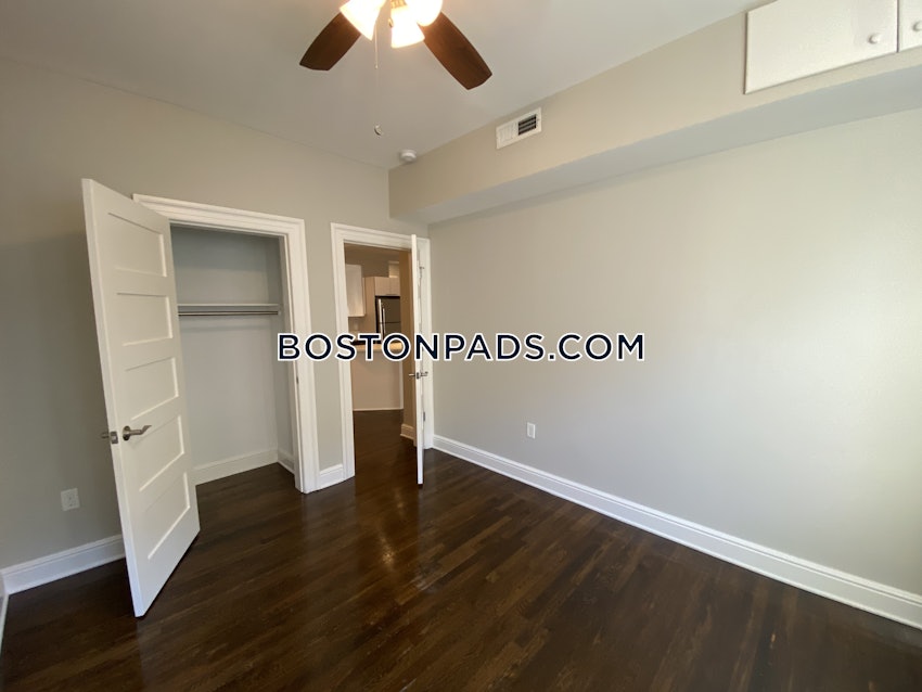 CAMBRIDGE - HARVARD SQUARE - 1 Bed, 1 Bath - Image 16