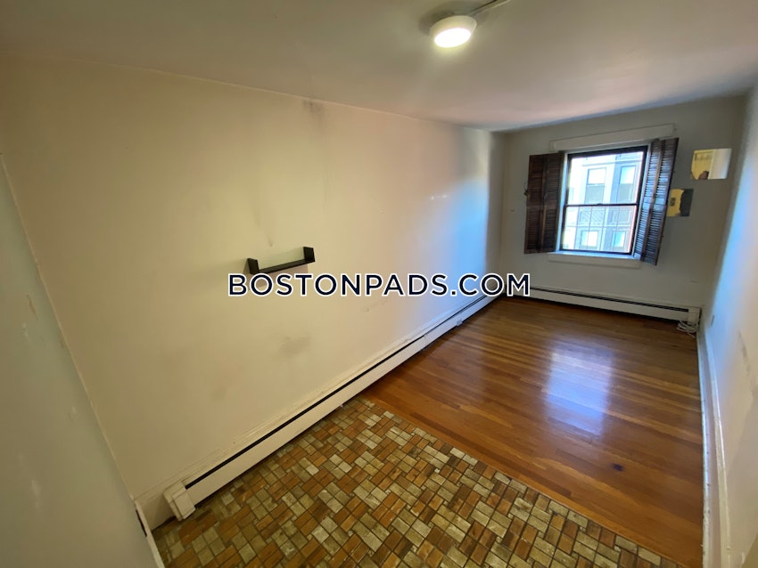 BOSTON - BACK BAY - 1 Bed, 1 Bath - Image 10