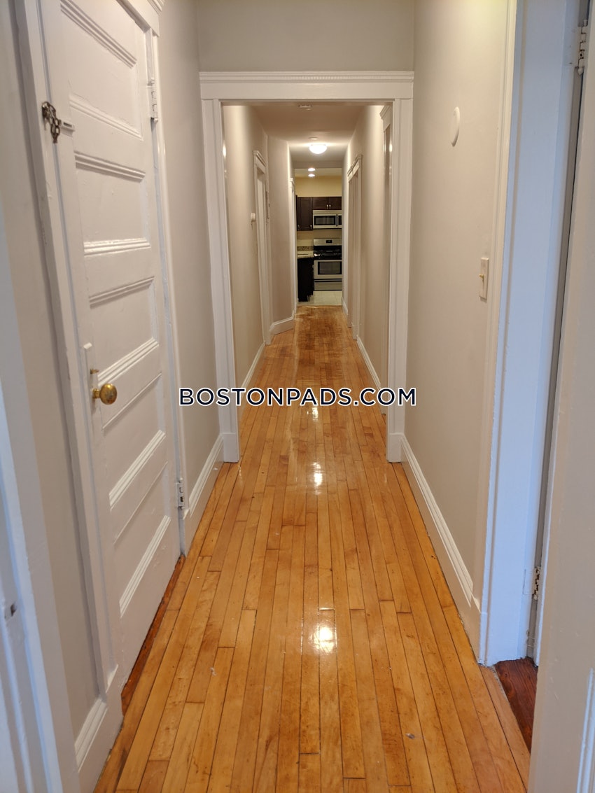 CAMBRIDGE - PORTER SQUARE - 3 Beds, 1 Bath - Image 14