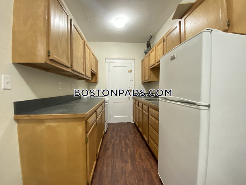 BOSTON - FENWAY/KENMORE - 1 Bed, 1 Bath - Image 2