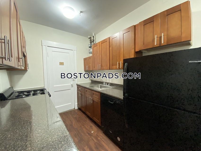 BOSTON - FENWAY/KENMORE - 1 Bed, 1 Bath - Image 1