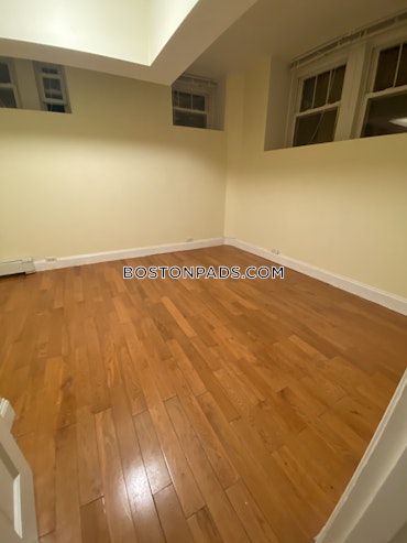 Boston - 2 Beds, 1 Baths