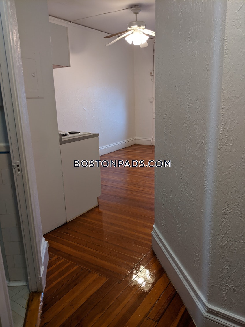 Boston - $2,375+ /month