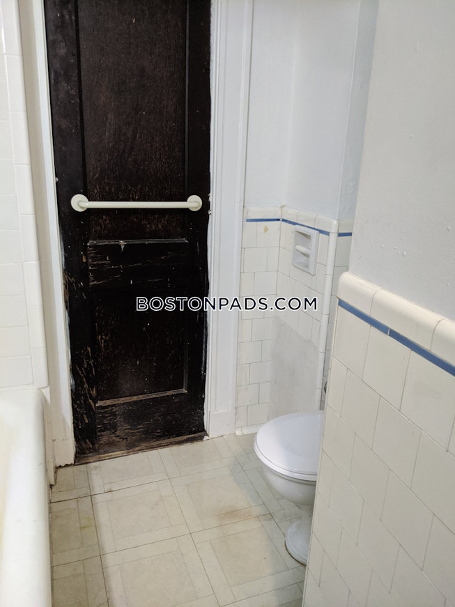 Boston - $2,375+ /mo