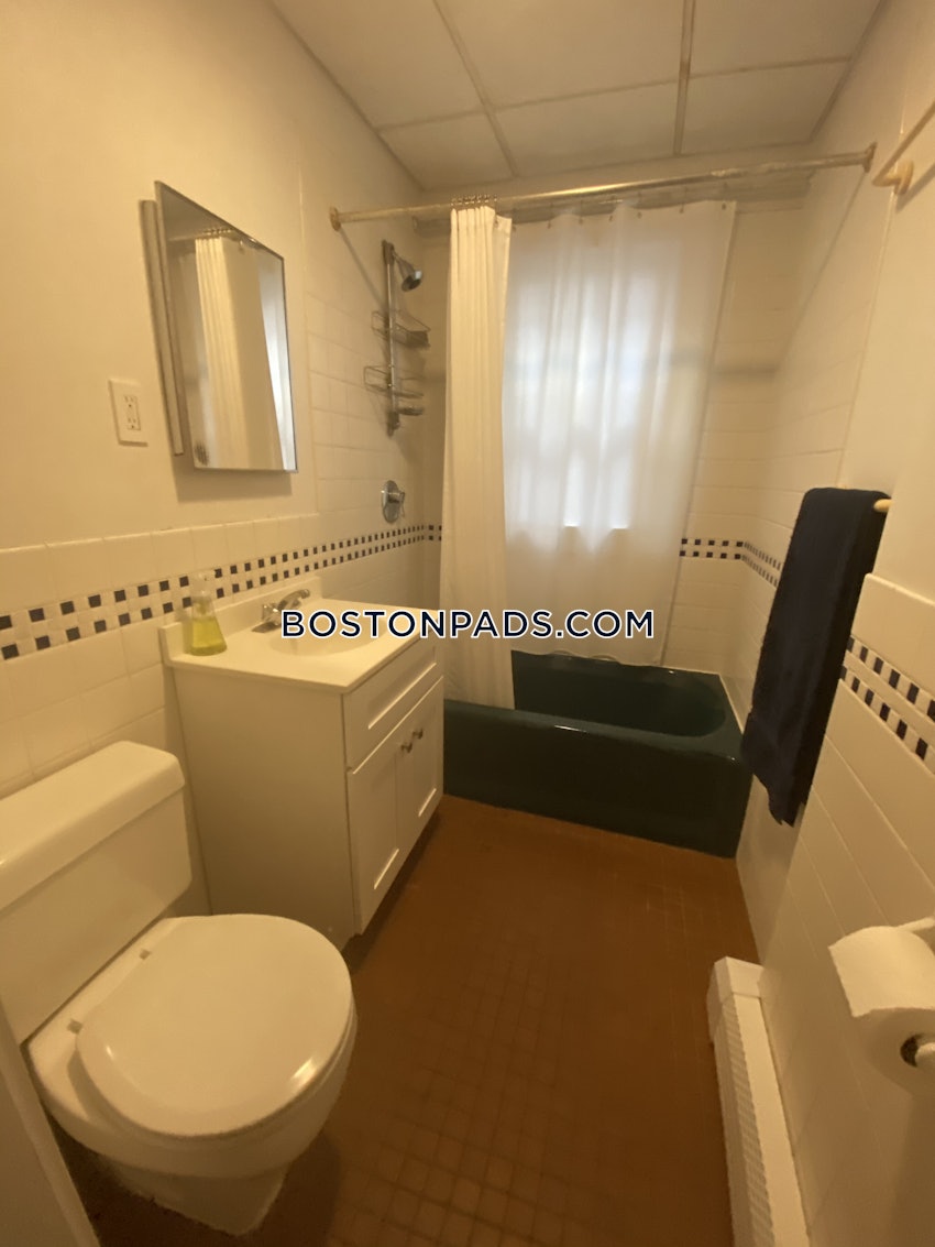 CAMBRIDGE - HARVARD SQUARE - 4 Beds, 1 Bath - Image 30