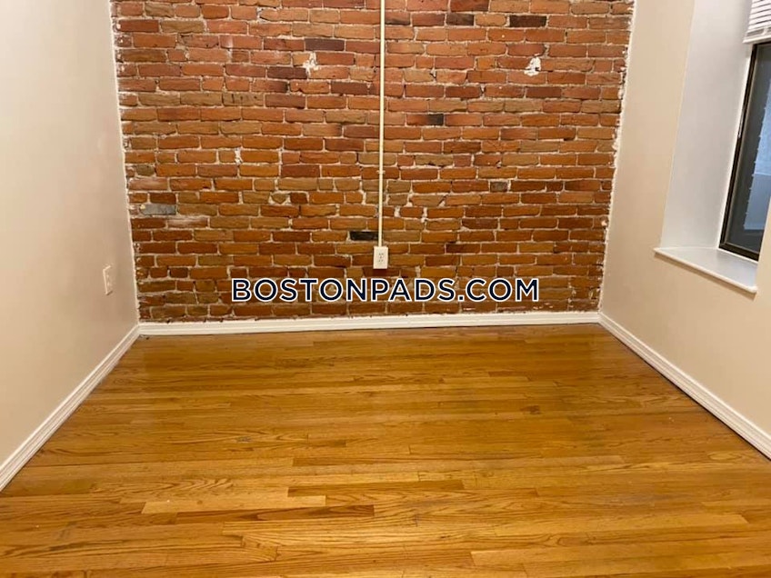 Boston - $3,300+ /month