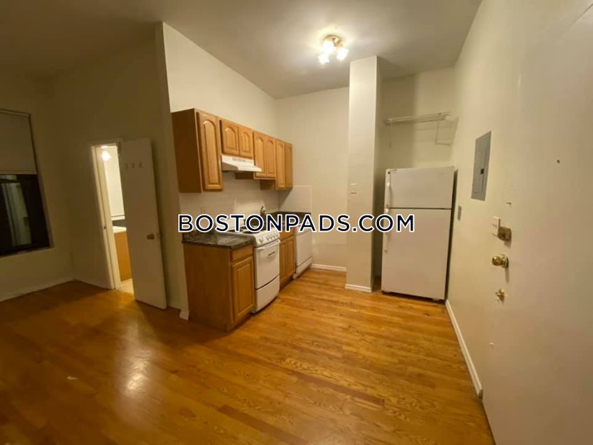 Boston - $3,300+ /month