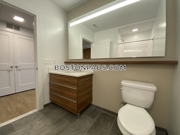 Boston - 0 Beds, 1 Baths