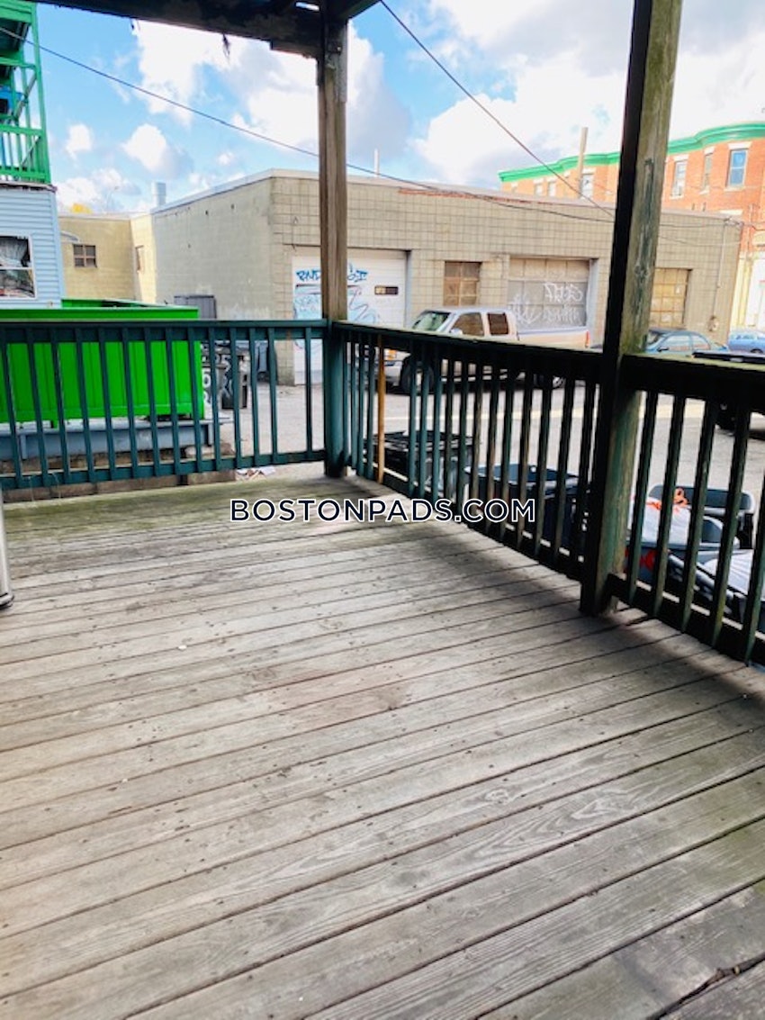 BOSTON - LOWER ALLSTON - 3 Beds, 1 Bath - Image 10