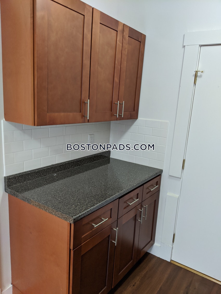 BOSTON - BRIGHTON- WASHINGTON ST./ ALLSTON ST. - 2 Beds, 1 Bath - Image 7