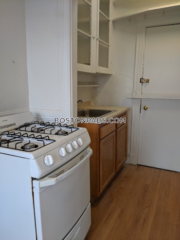 Boston - 1 Beds, 1 Baths