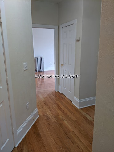 Boston - 3 Beds, 1 Baths