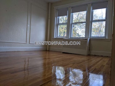 Boston - 1 Beds, 1 Baths