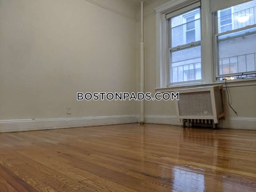 BOSTON - BRIGHTON - CLEVELAND CIRCLE - 1 Bed, 1 Bath - Image 10