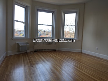 Brookline - 2 Beds, 1 Baths