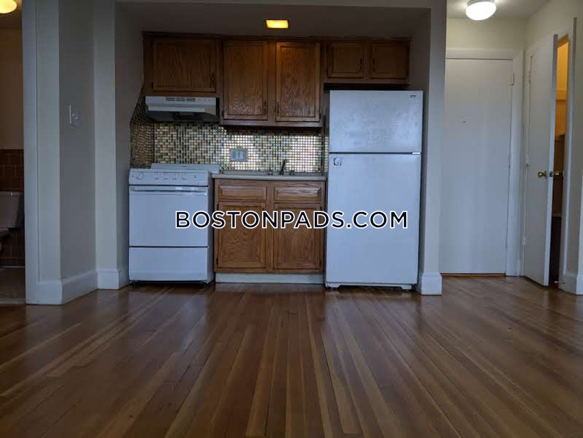 BROOKLINE- WASHINGTON SQUARE - 2 Beds, 1 Bath - Image 8