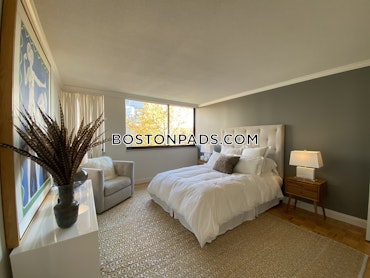 Boston - 1 Beds, 1 Baths