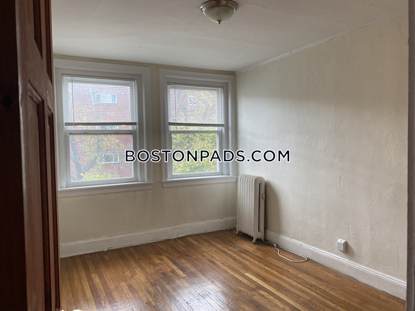 BOSTON - ALLSTON/BRIGHTON BORDER - 2 Beds, 1 Bath - Image 29