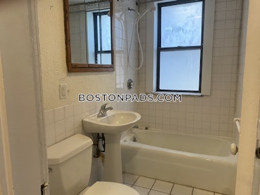 Boston - 2 Beds, 1 Baths