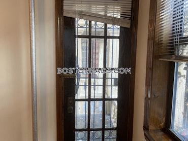 Boston - 2 Beds, 1 Baths