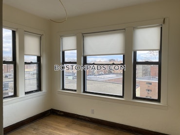 Boston - 2 Beds, 1 Baths