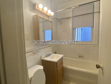 Boston - 2 Beds, 1 Baths