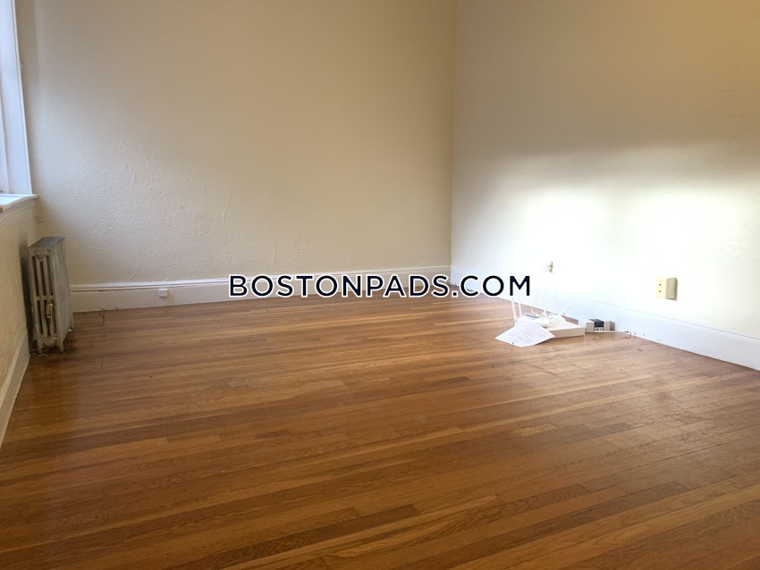 BOSTON - BRIGHTON - CLEVELAND CIRCLE - 1 Bed, 1 Bath - Image 12