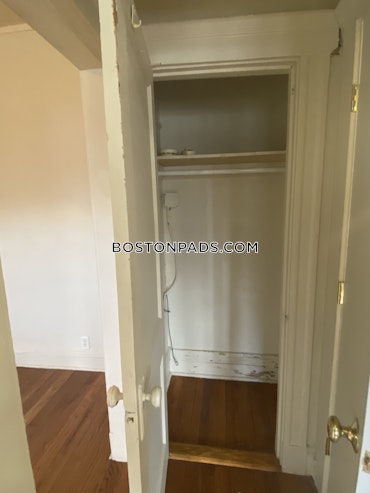 Boston - 1 Beds, 1 Baths