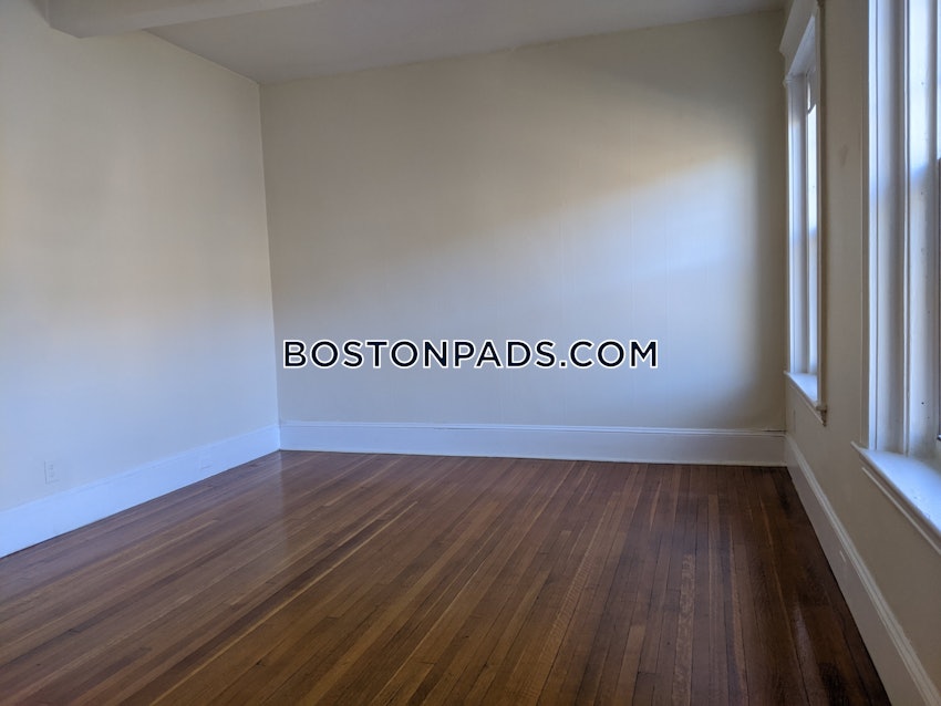 BROOKLINE- WASHINGTON SQUARE - 1 Bed, 1 Bath - Image 24