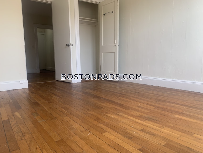 BOSTON - ALLSTON/BRIGHTON BORDER - 2 Beds, 1 Bath - Image 16