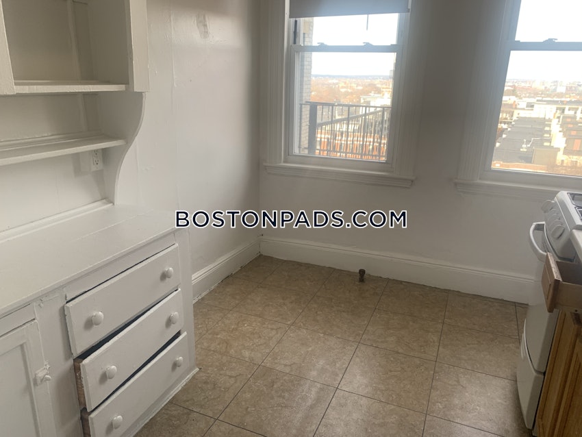 BOSTON - ALLSTON/BRIGHTON BORDER - 2 Beds, 1 Bath - Image 22