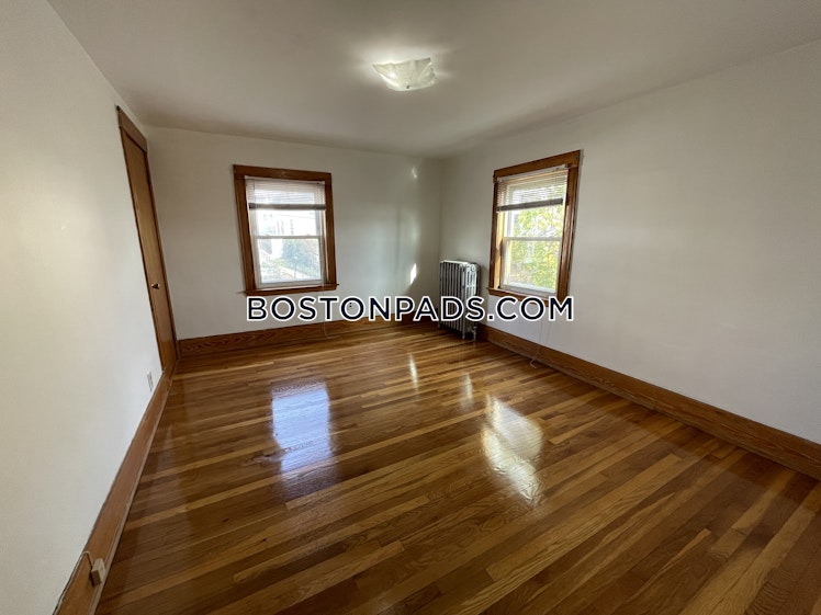 South Crescent Circuit, Boston