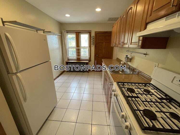 South Crescent Circuit, Boston