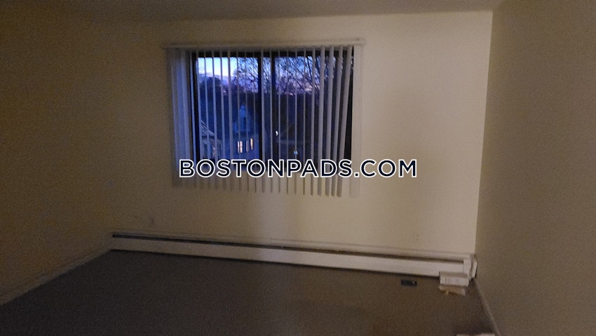 WATERTOWN - 2 Beds, 2 Baths - Image 4