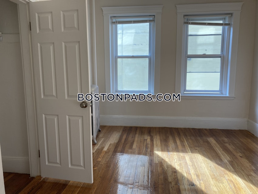 BOSTON - ALLSTON - 2 Beds, 1 Bath - Image 4