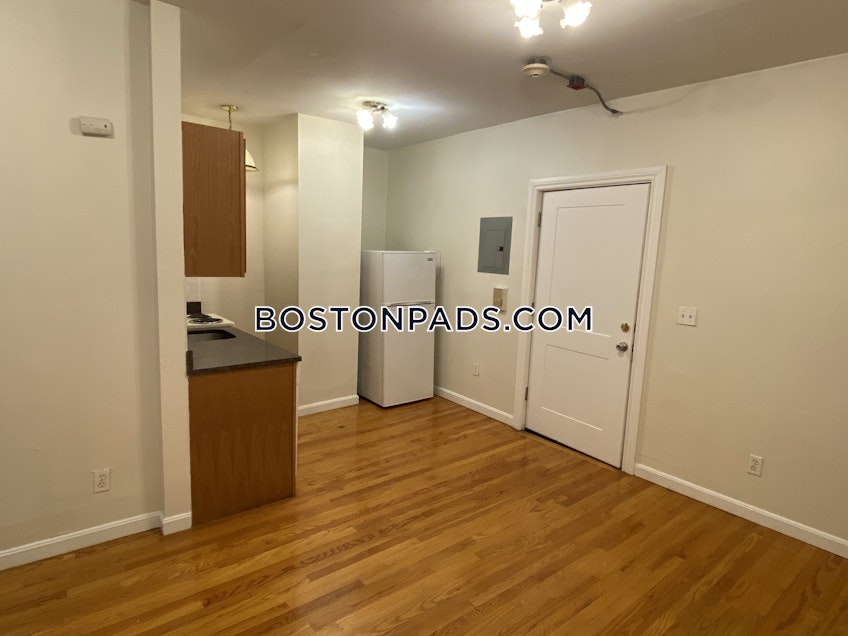Boston - $3,300+ /month