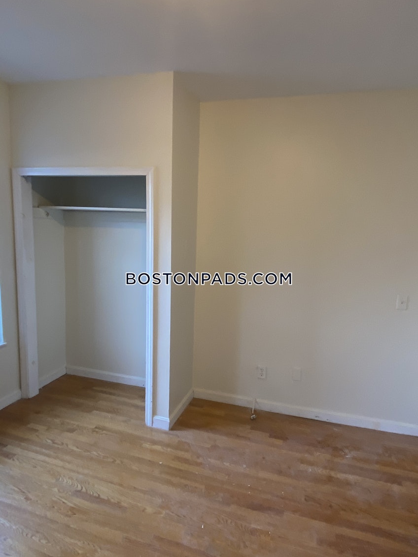 Boston - $4,600+ /month