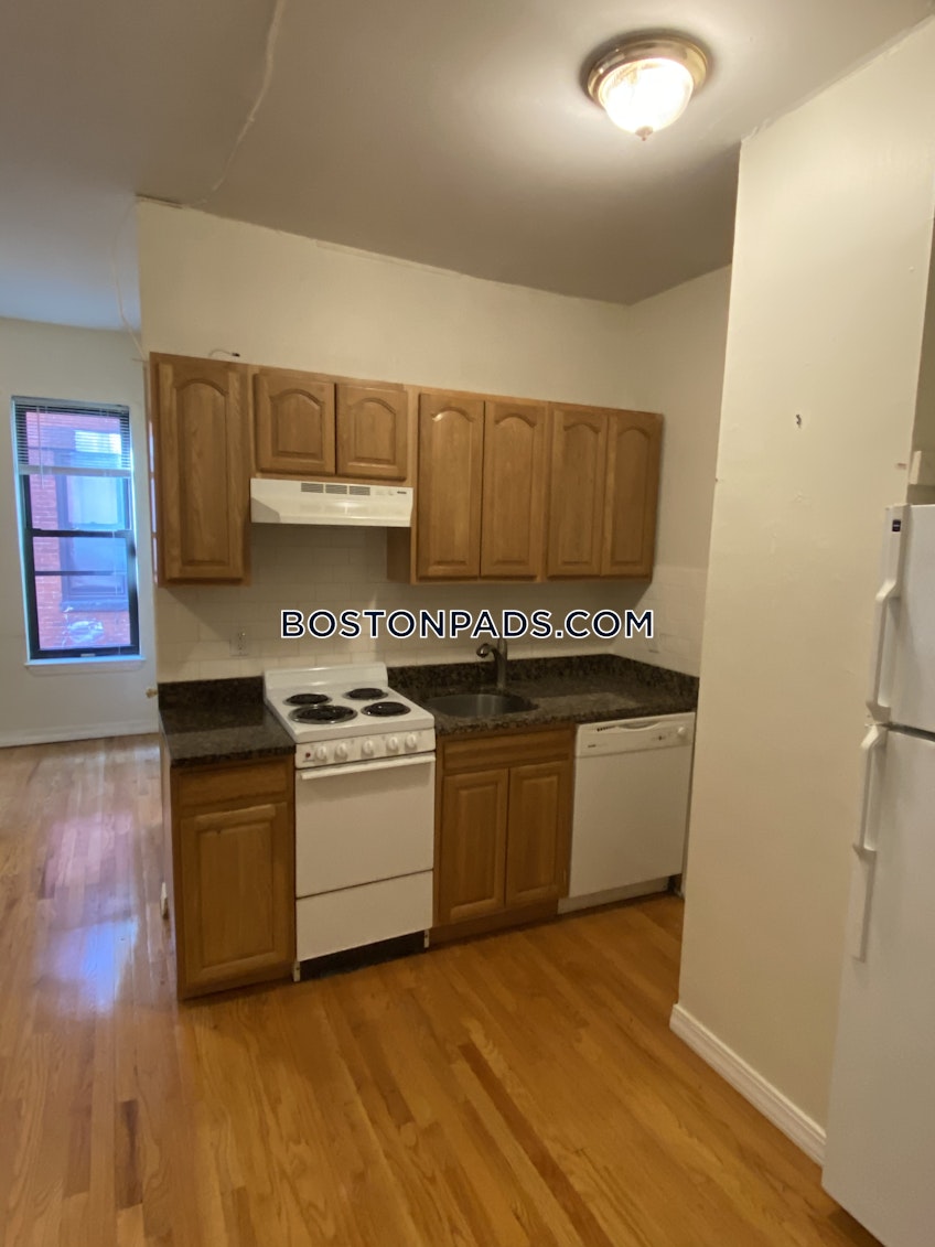 Boston - $3,400+ /month