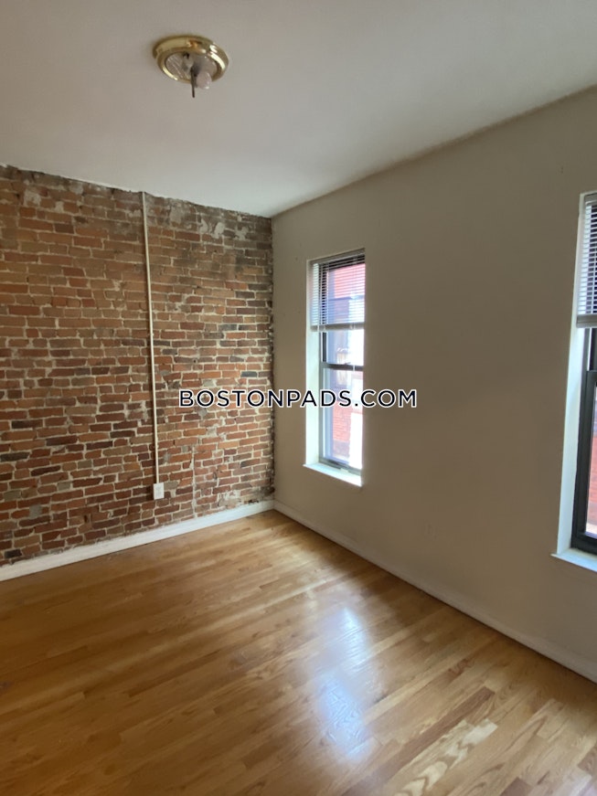 Boston - $3,400+ /mo