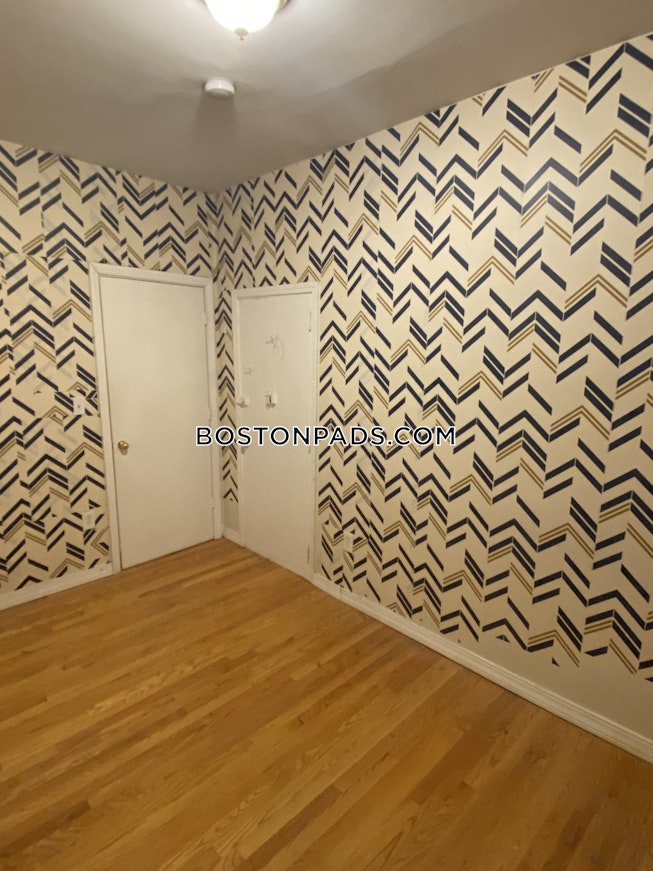 Boston - $3,400+ /mo