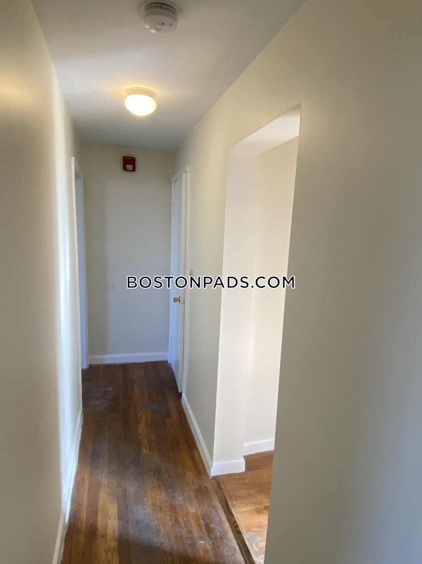 Boston - $4,650+ /month