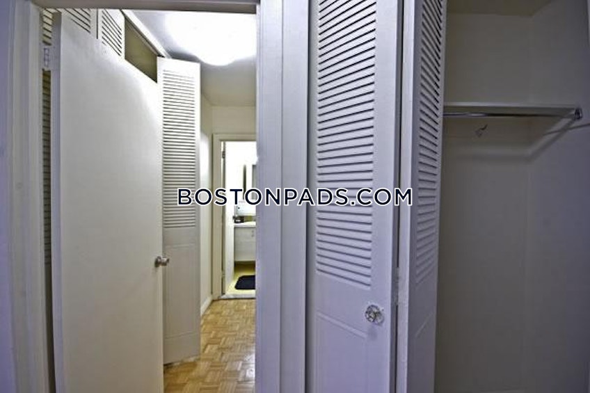Boston - $2,100+ /month